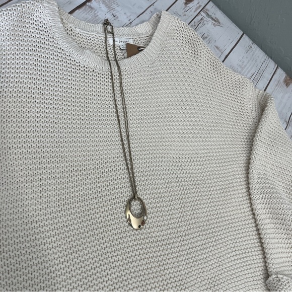 Lia Sophia Gold-tone Dual chain Design Necklace‎ Open Oval Pendant 31" - Picture 3 of 16